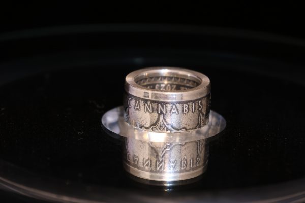 Cannabis Legalise Nature coin ring